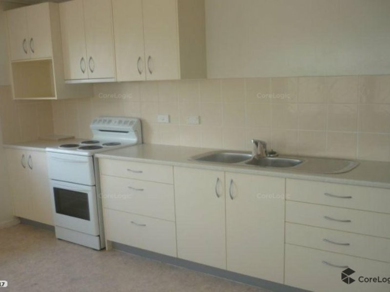 18 Bonniebrae St, Wynnum West QLD 4178