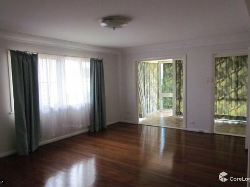 18 Bonniebrae St, Wynnum West QLD 4178