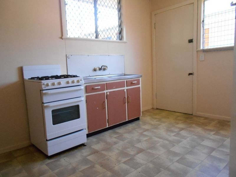 2/21 Ernest Street, Manly QLD 4179