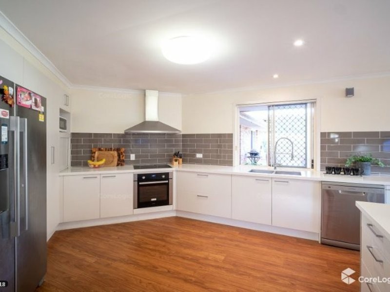 1 Morgan Close, Manly West QLD 4179