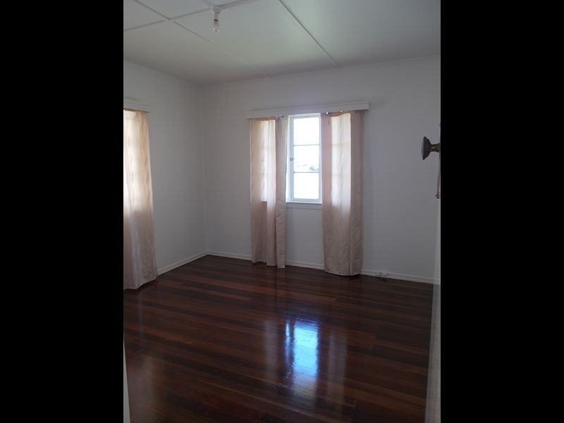 19 Berrimilla Street, Manly West QLD 4179