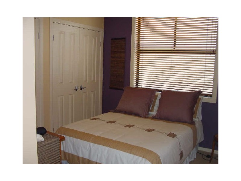 6 MacDonald Street, Lota QLD 4179