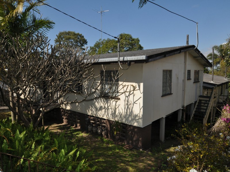 21 Ernest St, Manly QLD 4179