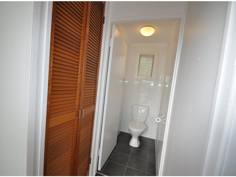 13 Pansy Street, Wynnum QLD 4178