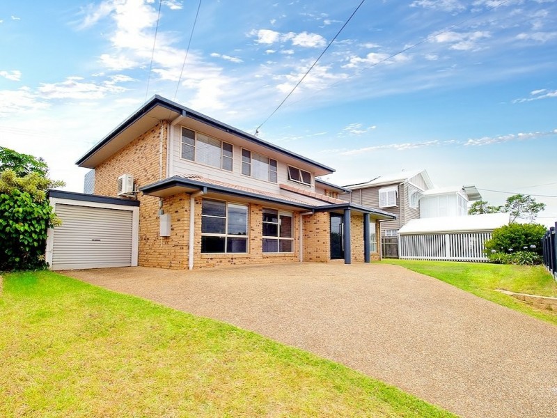 12 Ringara Street, Manly West QLD 4179