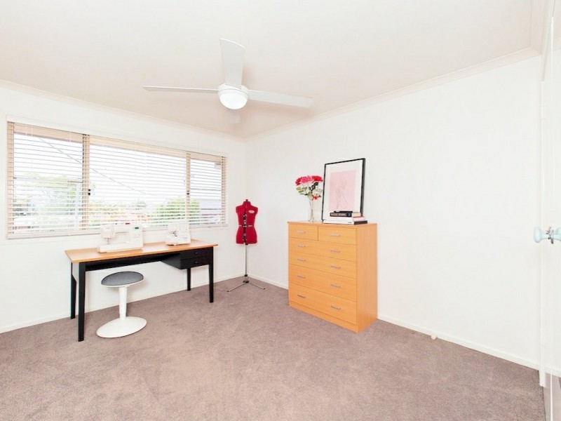 12 Ringara Street, Manly West QLD 4179