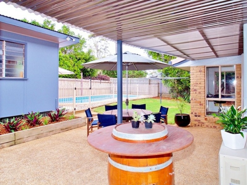 12 Ringara Street, Manly West QLD 4179