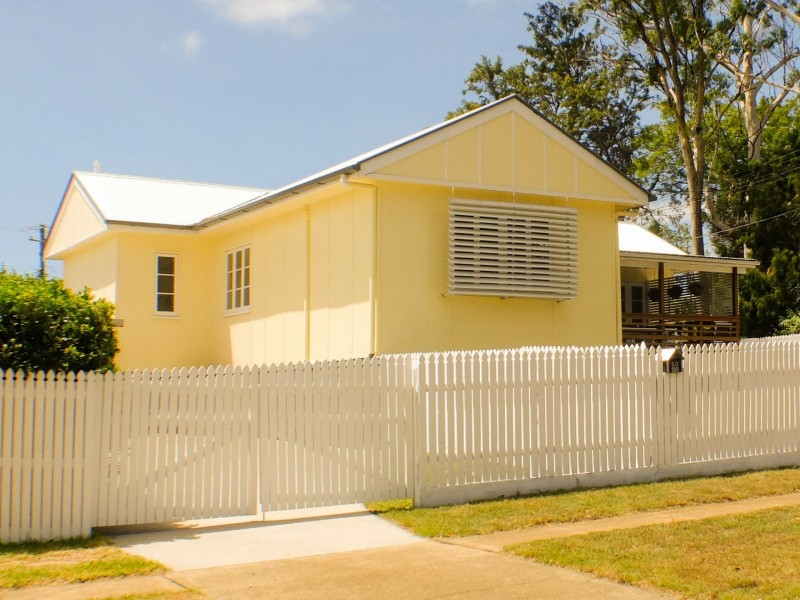 50 Rodney Street, Wynnum West QLD 4178