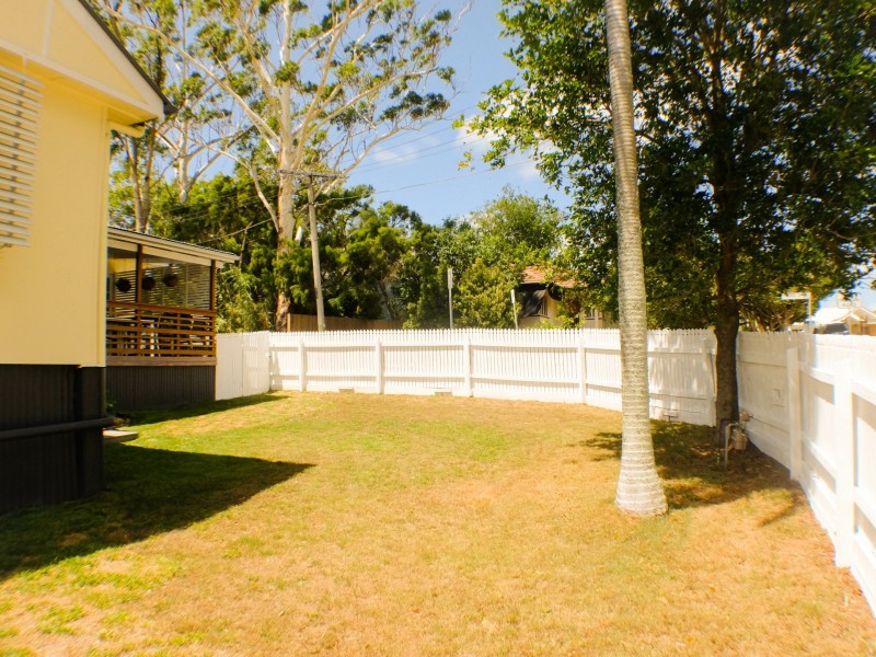 50 Rodney Street, Wynnum West QLD 4178