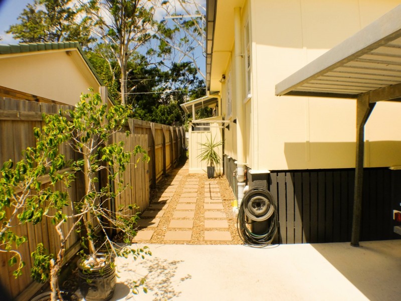 50 Rodney Street, Wynnum West QLD 4178