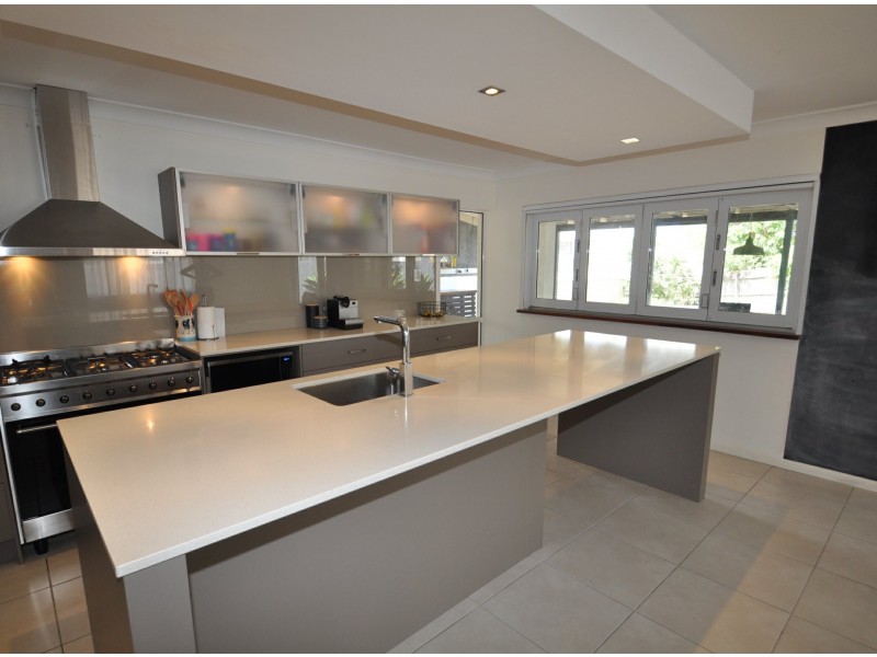 18 Clipper Place, Manly West QLD 4179