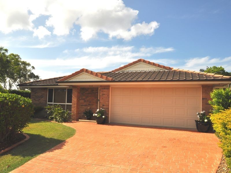 2 Auriga Close, Wynnum QLD 4178