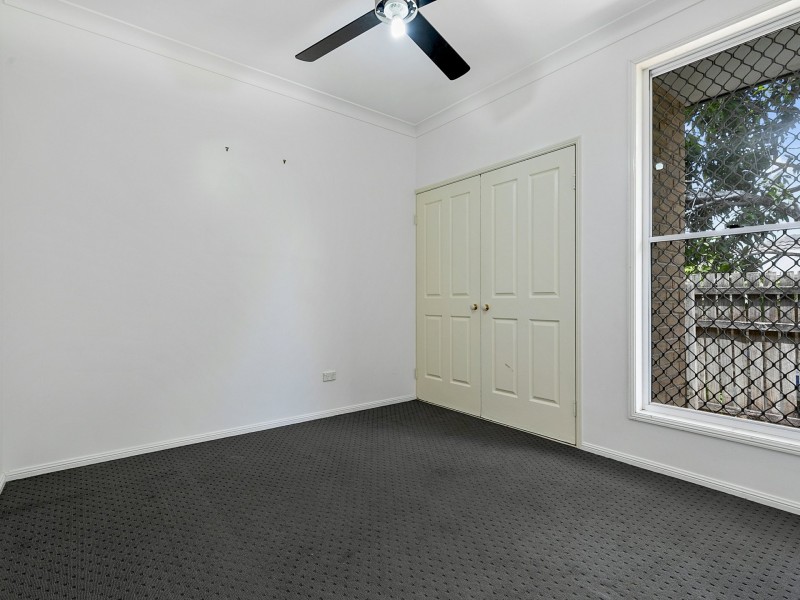 4 Moray Close, Manly West QLD 4179