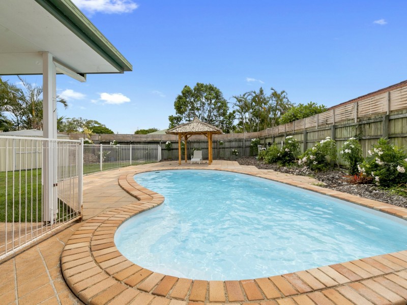 4 Moray Close, Manly West QLD 4179