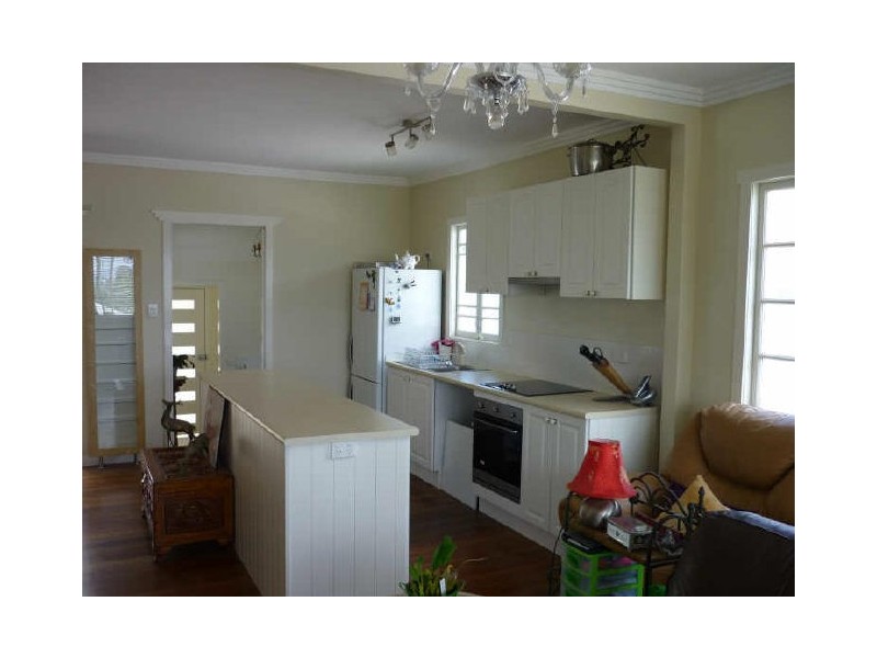 16 Wyeth Street, Wynnum QLD 4178