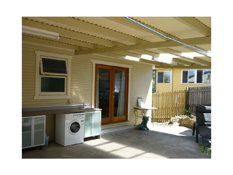 16 Wyeth Street, Wynnum QLD 4178