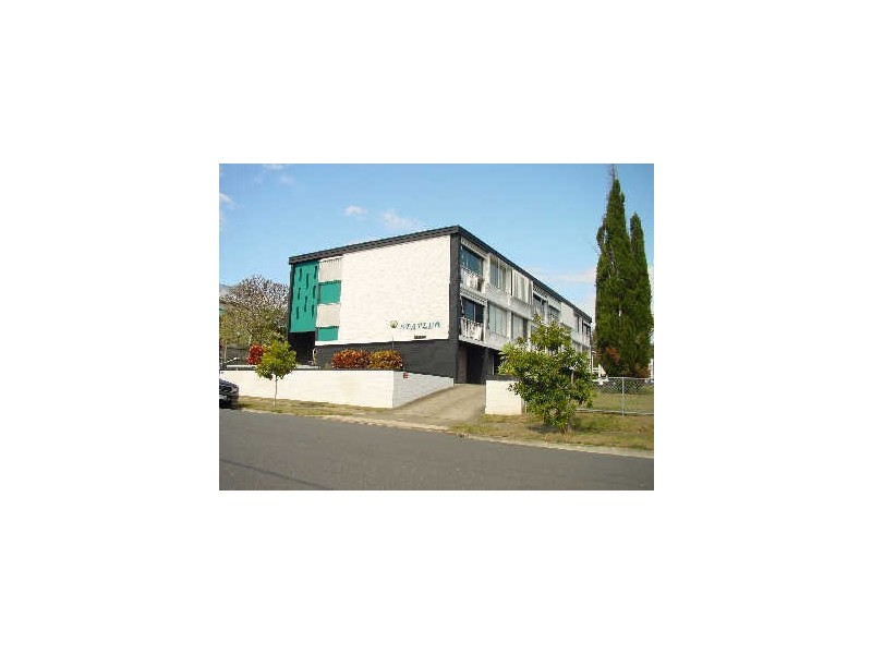 2/116 Walnut Street, Wynnum QLD 4178