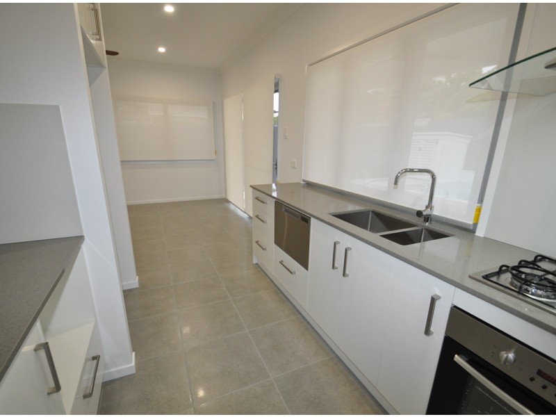 105 Kingsley Terrace, Manly QLD 4179