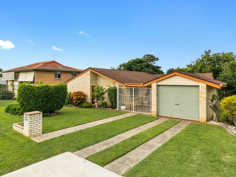 19 Catamaran Street, Manly West QLD 4179