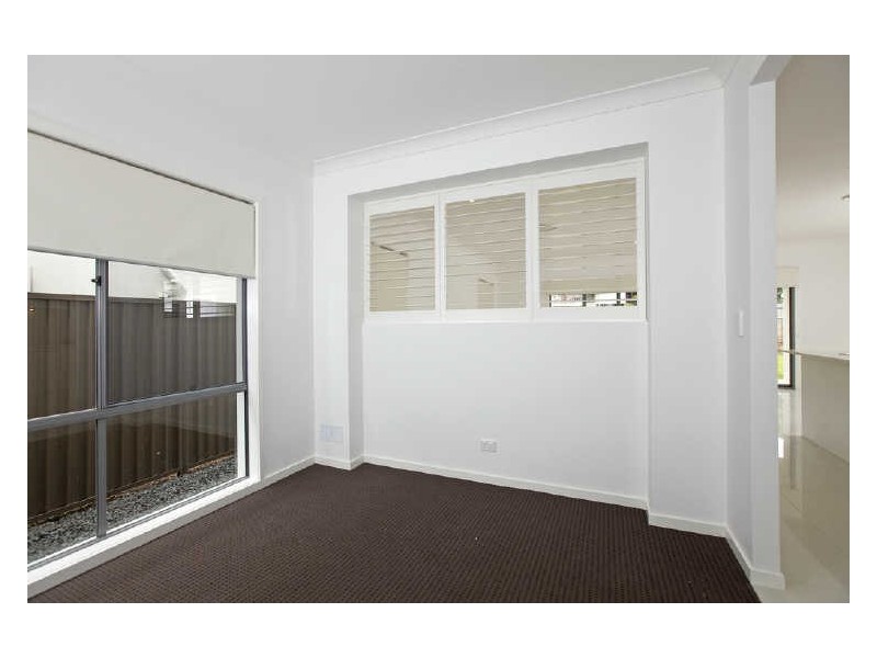 12 Wassell Street, Wynnum QLD 4178