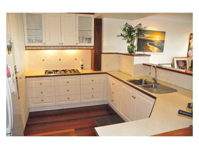 254 Bay Terrace, Wynnum QLD 4178