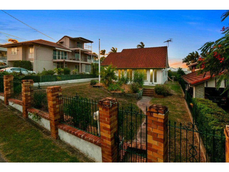 11 Britannia street, Manly QLD 4179