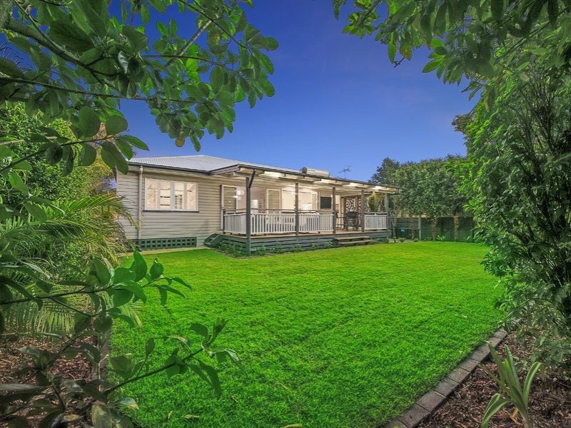 7 Haig St, Wynnum West QLD 4178