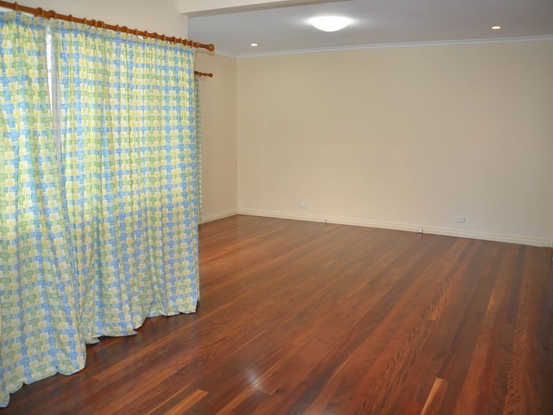 45 Curtis Street, Manly QLD 4179