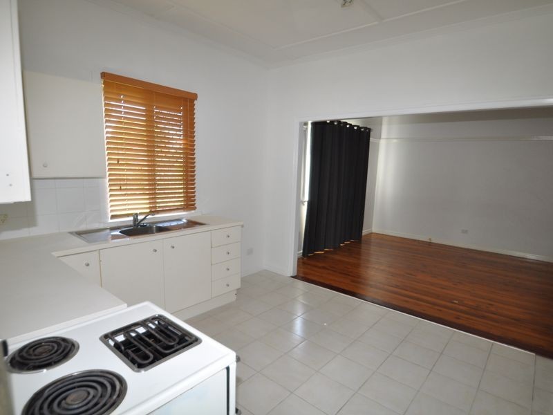 133 Worthing Street, Wynnum QLD 4178