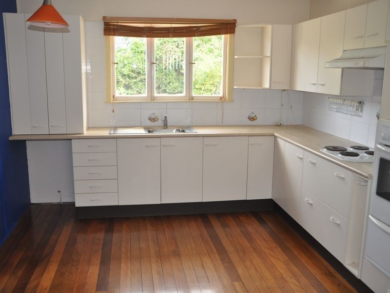 33 Stratton Tce, Wynnum QLD 4178