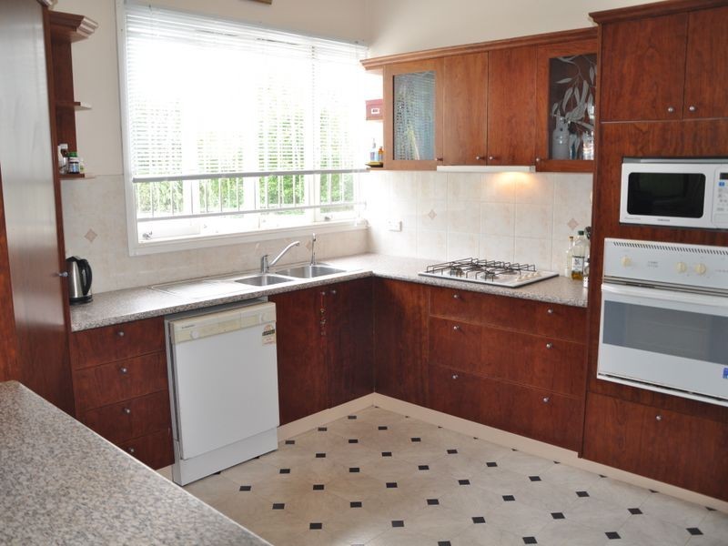 15 Carlton terrace, Wynnum QLD 4178