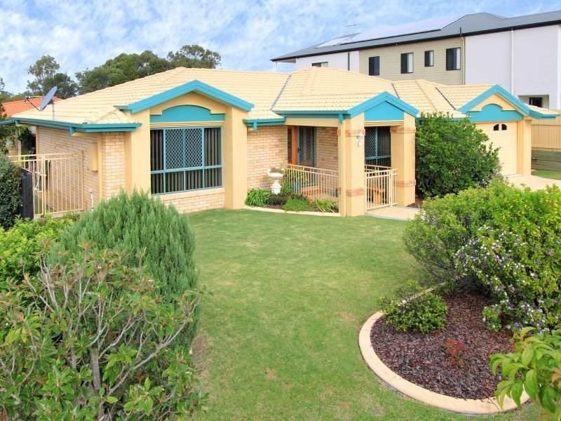 11 Lockwood Cres, Manly West QLD 4179