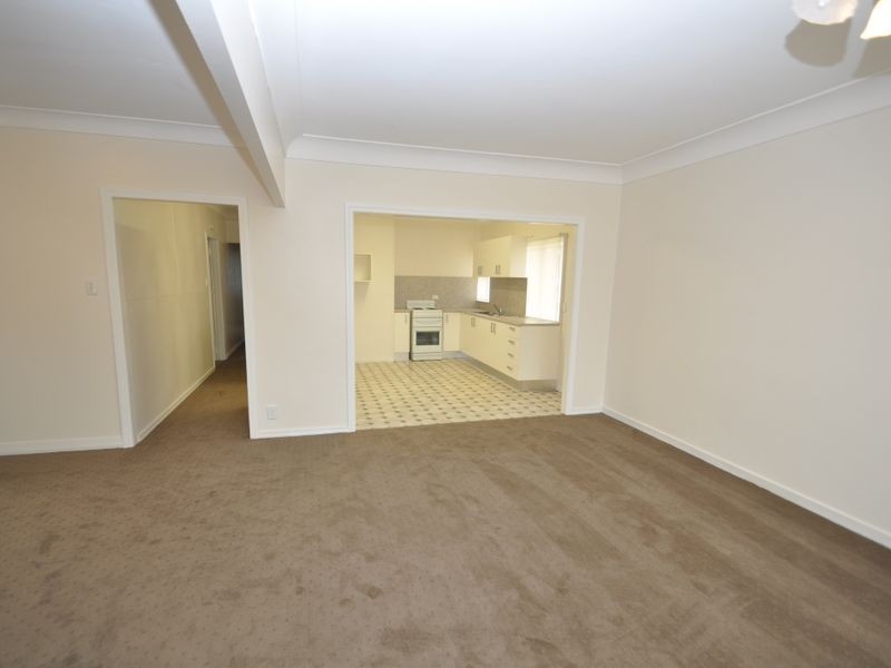 82 Manly Rd, Manly QLD 4179