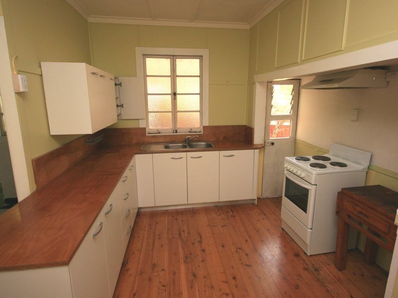 326 Preston Road, Wynnum West QLD 4178