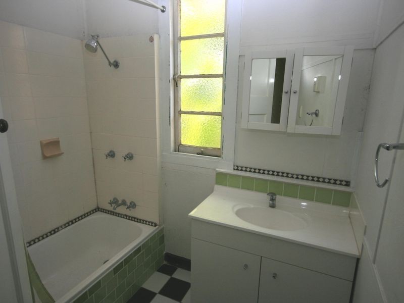 326 Preston Road, Wynnum West QLD 4178