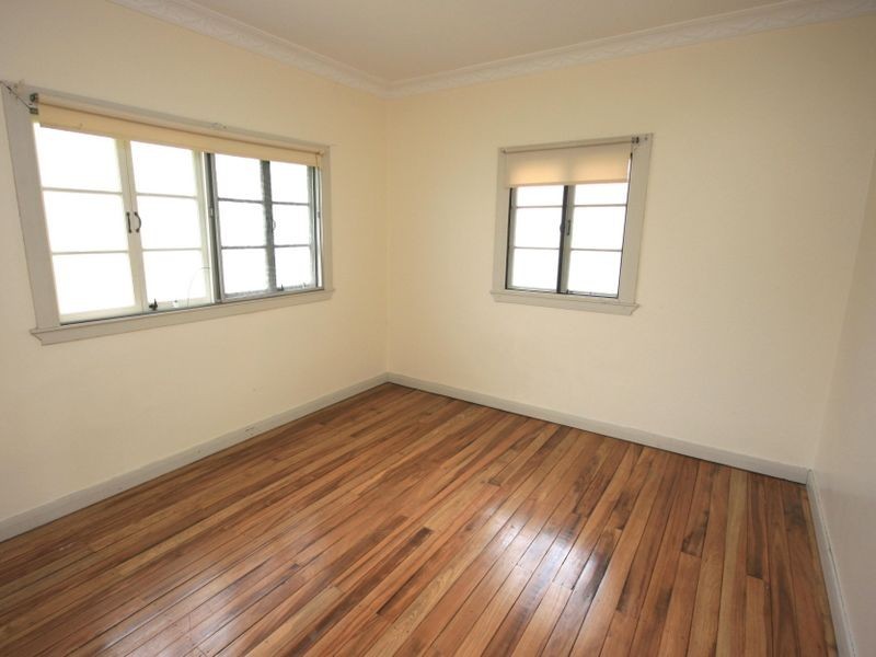 70 Joffre St, Wynnum QLD 4178