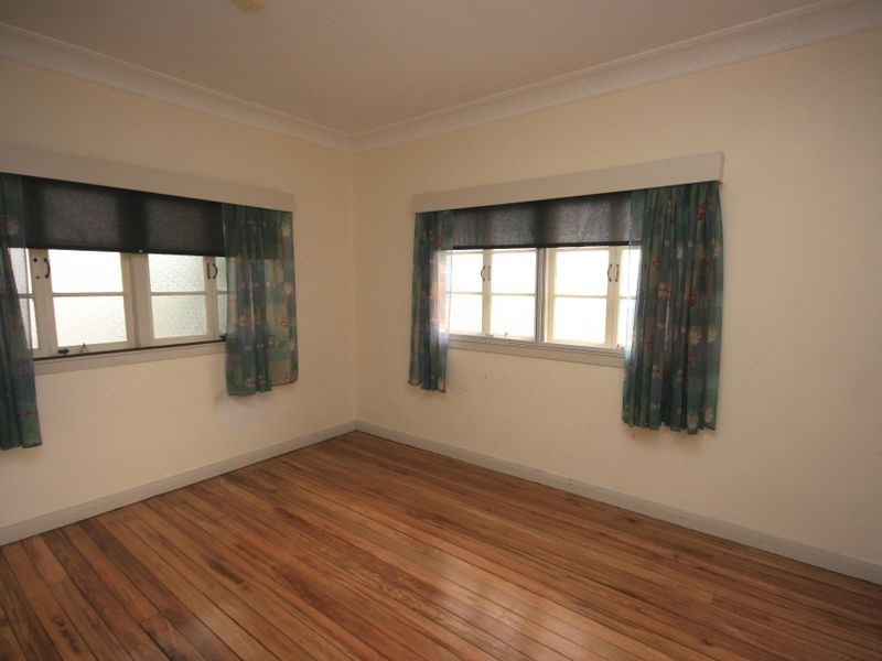 70 Joffre St, Wynnum QLD 4178