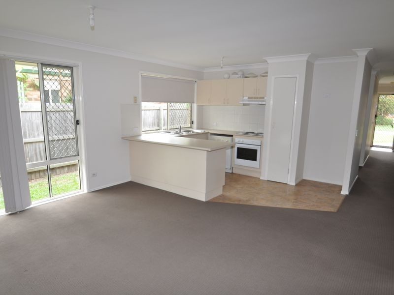 10 Callistemon Place, Wynnum West QLD 4178