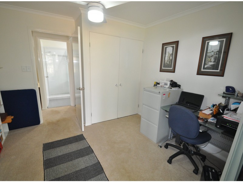 14A Oakley Street, Manly QLD 4179