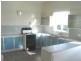 2 Booran St, Lota QLD 4179