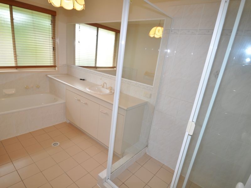 2 Laurance Court, Wellington Point QLD 4160