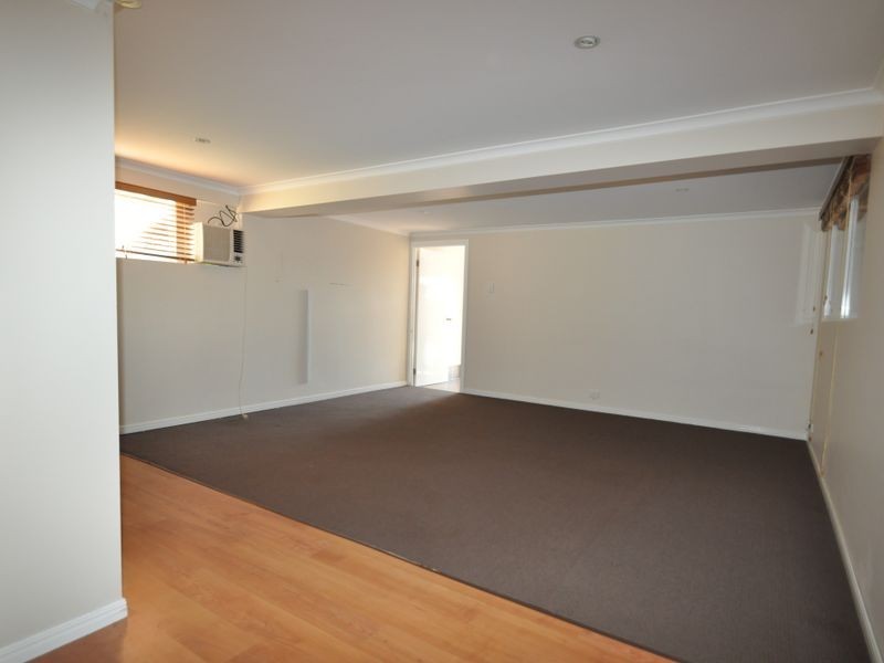 9 Lyrian St, Manly West QLD 4179