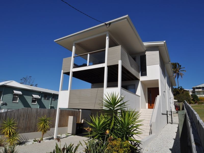 103 Melville Tce, Manly QLD 4179