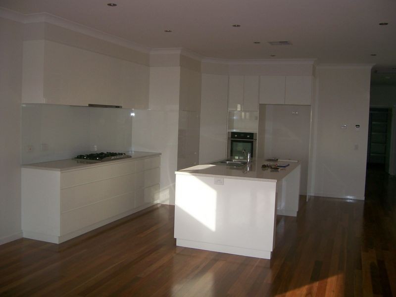 103 Melville Tce, Manly QLD 4179