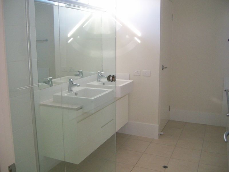 103 Melville Tce, Manly QLD 4179