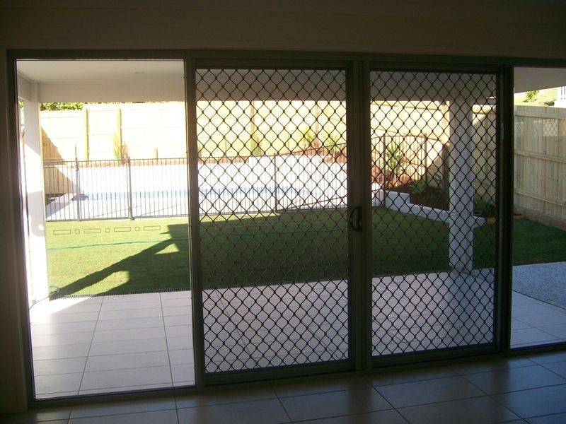 103 Melville Tce, Manly QLD 4179