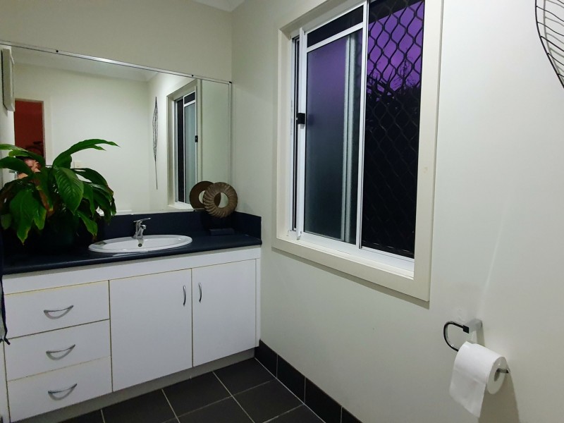 65 Selina Street, Wynnum QLD 4178