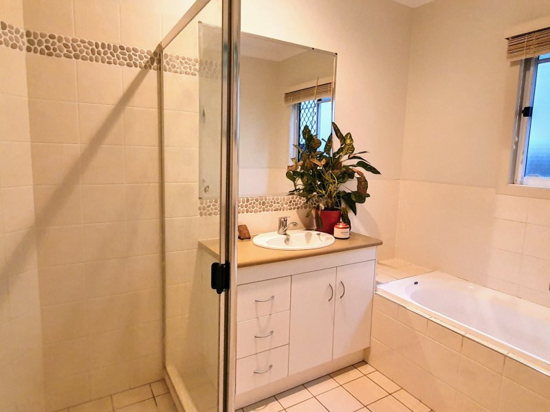 65 Selina Street, Wynnum QLD 4178