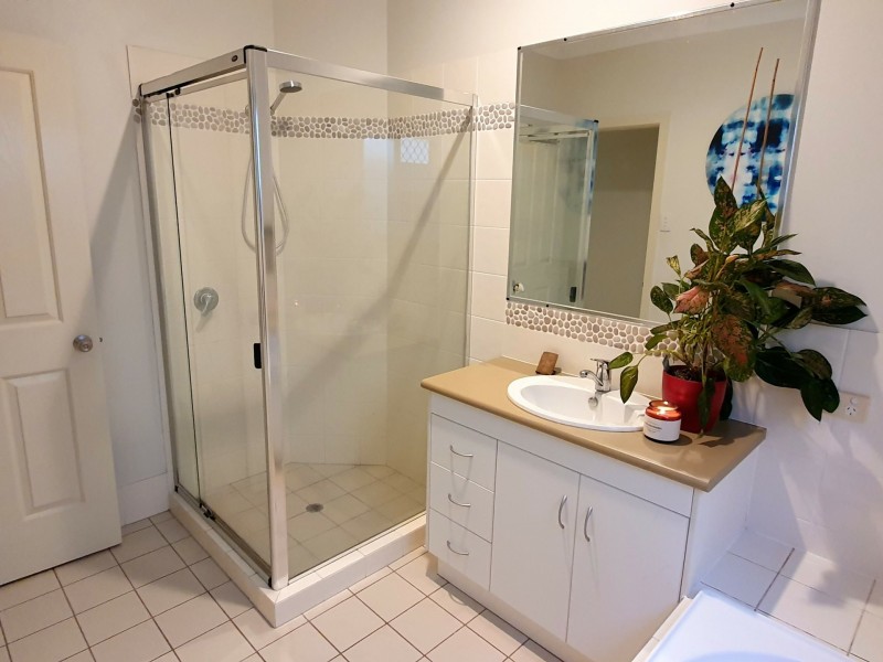 65 Selina Street, Wynnum QLD 4178