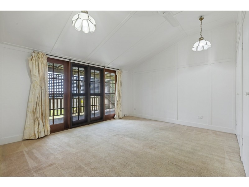 64 Wassell Street, Wynnum QLD 4178